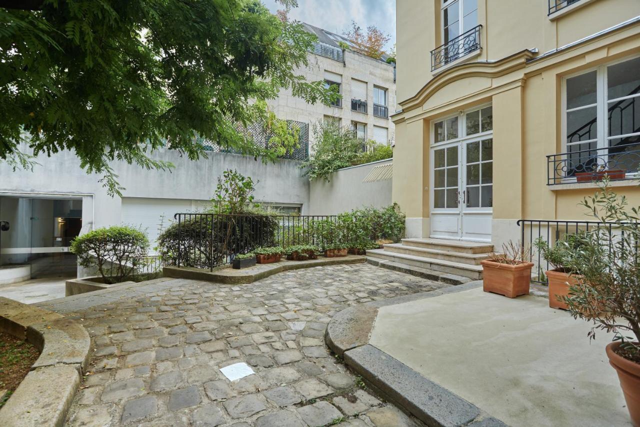 Residence Le Marais By Studio Prestige Paris Exterior photo
